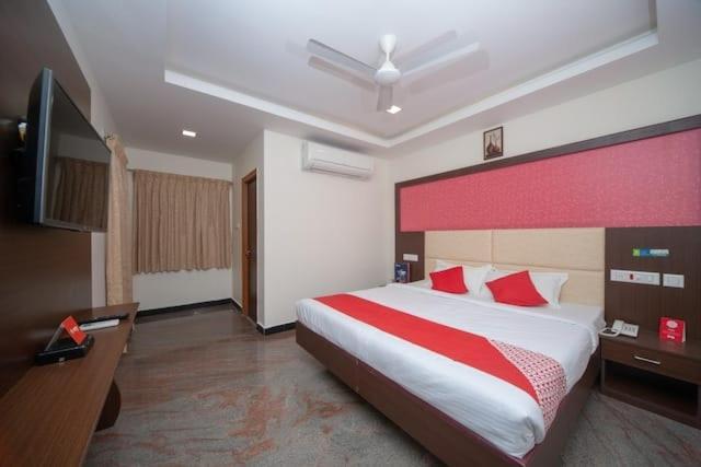 Famous Residency Hotel Tiruchirappalli Buitenkant foto